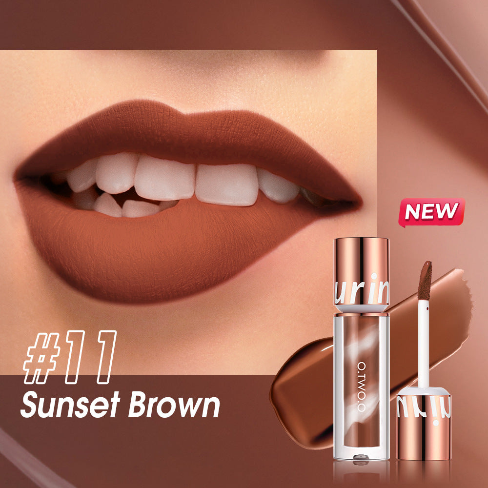 Hydrating Velvet Matte Lipstick
