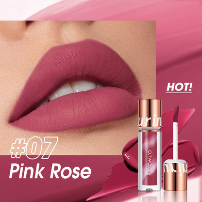 Hydrating Velvet Matte Lipstick