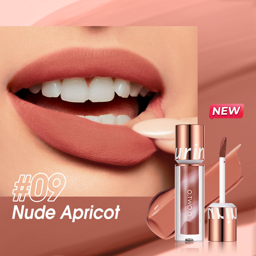 Hydrating Velvet Matte Lipstick